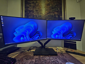 Asus ROG Strix X27UCS, 27 ( 4K,IPS,160hz ) (1 foto / 2)