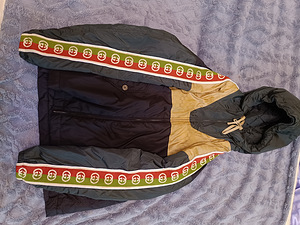 Gucci Jacket (1 foto / 5)