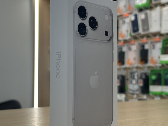 iPhone 18 Pro, 256 ГБ, Silver