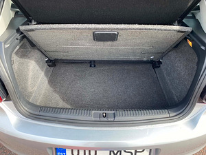 Volkswagen Polo 1,6 TDI 2013 г. (7 фото из 15)