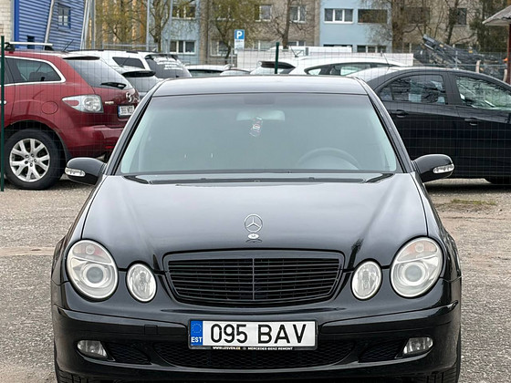 MERCEDES-BENZ E 220 CDI