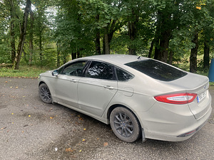 Ford Mondeo (1 foto / 7)
