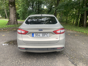 Ford Mondeo (2 foto / 7)