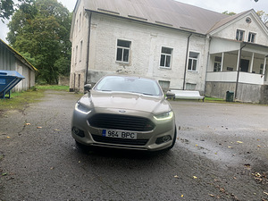 Ford Mondeo (4 foto / 7)