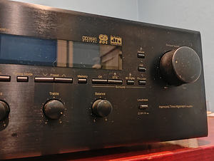 Nakamichi AV-10 (6 фото из 9)