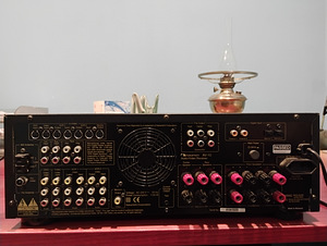 Nakamichi AV-10 (8 фото из 9)
