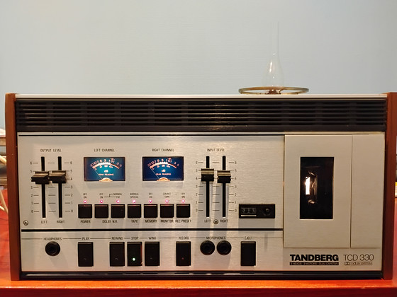 Tandberg TCD 330.