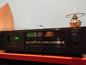 Nakamichi CR-2. (6 фото из 10)