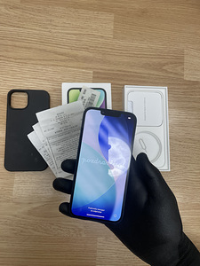 iPhone 14 (2 фото из 8)