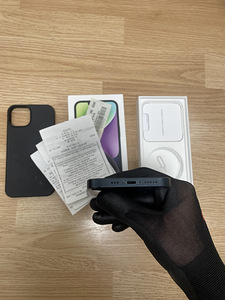 iPhone 14 (3 фото из 8)