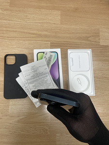 iPhone 14 (6 фото из 8)