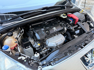PEUGEOT 308 / ROOSTEVABA / TÜV 09.2027 (6 foto / 15)