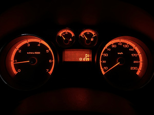 PEUGEOT 308 / ROOSTEVABA / TÜV 09.2027 (14 foto / 15)