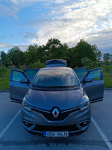 Renault Scenic Intens 1.3 TCe 103 kW 2021 (2 foto / 13)