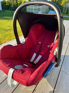 Maxi-Cosi CabrioFix turvahäll (1 foto / 4)