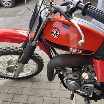Кроссовый мотоцикл CZ-125CC