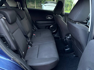 HONDA HR-V (7 фото из 8)