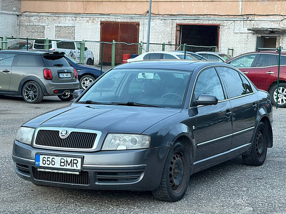 SKODA SUPERB