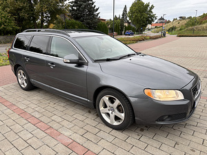 Volvo V70 2010 2.4d (5 foto / 15)