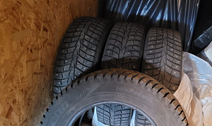 Müüa 4 tk naastrehve, mõõt 195/65 R15 95T XL (1 foto / 4)