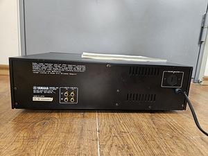 Yamaha KX-1200 high-end кассетная дека. (5 фото из 6)