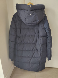 Пуховик женский (2 фото из 3)