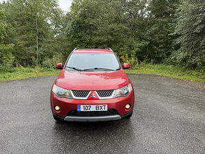 Mitsubishi Outlander 2008 г. 2.0 дизель 4WD (2 фото из 13)