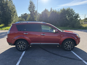 Mitsubishi Outlander 2008 г. 2.0 дизель 4WD (10 фото из 13)