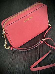 Käekott Michael Kors (4 foto / 4)