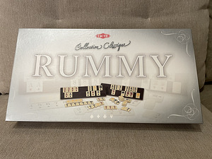Lauamäng Rummy (1 foto / 4)