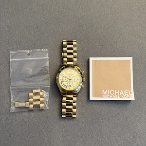 Käekell Michael Kors Layton MK8214 (1 foto / 3)