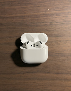 AirPods 4 (ANC) (1 фото из 4)