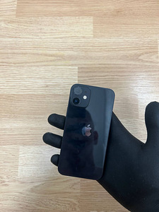 iPhone 12 mini (1 фото из 7)