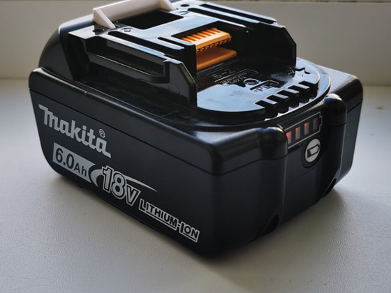 Аккумулятор Makita BL1860B, 18V, LI-ION, 6,0 Ah