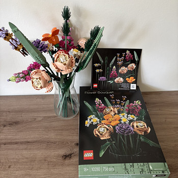 LEGO Botanical Collection 10280 LEGO Icons lillekimp