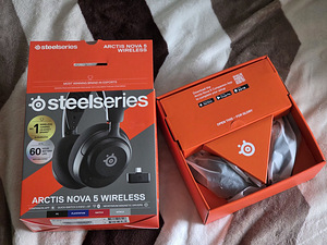 SteelSeries Arctis Nova 5 (Чёрная беспроводная гарнитура) (1 фото из 5)