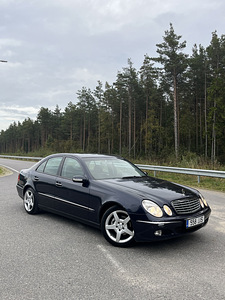 Mercedes-Benz E220 CDI W211 Elegance (1 foto / 15)
