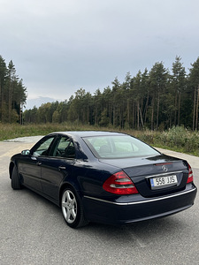 Mercedes-Benz E220 CDI W211 Elegance (3 foto / 15)