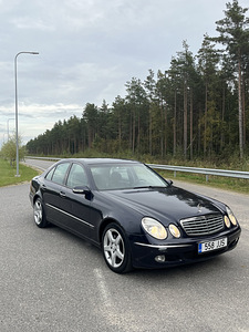 Mercedes-Benz E220 CDI W211 Elegance (13 foto / 15)
