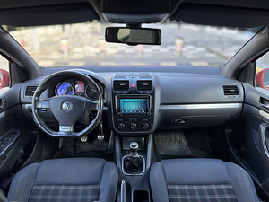 Golf 5 GTI 177 кВт, техосмотр до конца срока, рег. взнос оплачен (8 фото из 10)