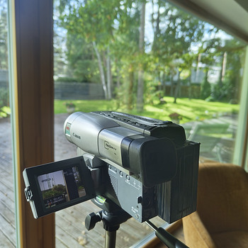 Canon V60hie