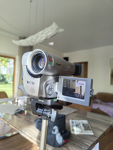 Canon V60hie (2 foto / 9)