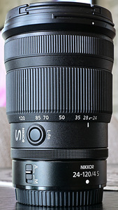 NIKKOR Z 24–120mm f/4 S (1 фото из 4)