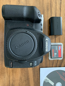 Canon EOS 5D Mark II (1 фото из 10)