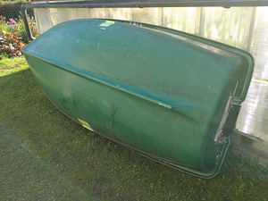 Plastpaat 4,4 m, 75 kg. dokumendid. Kuni 6 hj mootorile. (6 foto / 7)