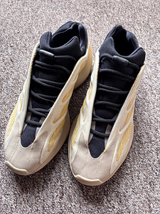 Мужские Adidas Yeezy, размер 46 1/2 (3 фото из 3)