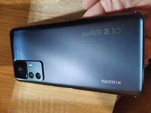 Xiaomi 12T Pro 8/256GB — Флагман с камерой 200 Мп (4 фото из 7)