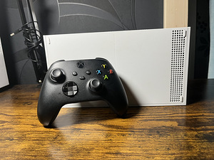 Xbox Series S 512GB (4 фото из 5)