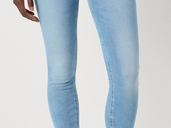 Джинсы Calvin Klein skinny со средней посадкой, размер W26 L33