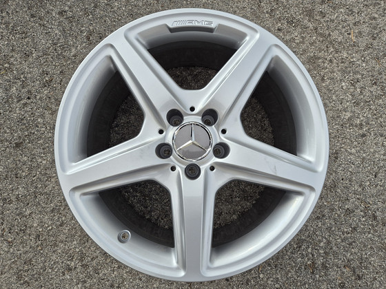 R18 Mercedes AMG ORIGINAAL erilaiused - UUS